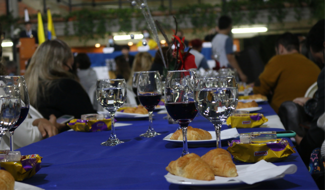 Con muestras de solidaridad, así se vivió el Banquete del Millón “Colombia Lluvia de Amor”