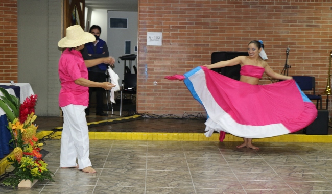 Presentación de Danza