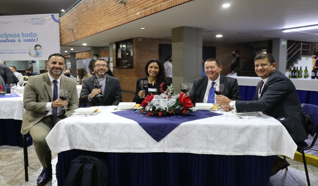 Decanos de las Facultades de UNIMINUTO Bogotá - Presencial