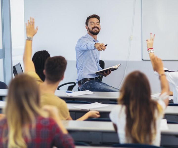 La Facultad de Educación Virtual y a Distancia ofrece dos nuevas licenciaturas