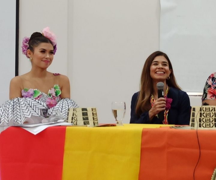 La vida es un carnaval y en UNIMINUTO esa integración se siente La Rectora Caribe acompañada de la Reina del Carnaval