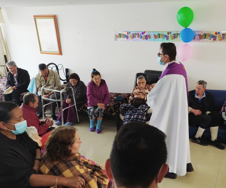 Jornada de voluntariado Centro Regional Zipaquirá con el programa ALÓ JESUCRISTO