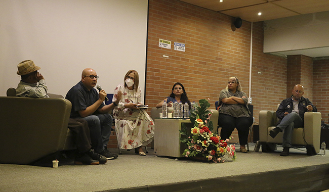 César Callejas Ramírez, recibe reconocimiento como Egresado Ejemplar