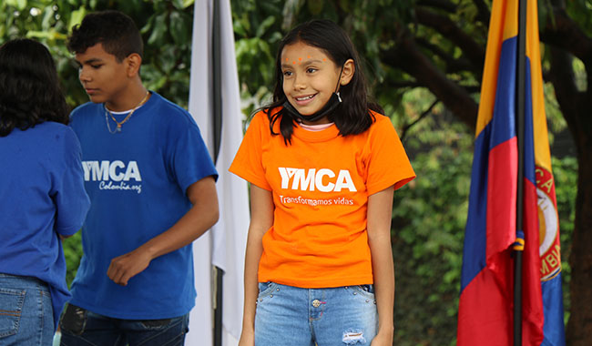 Baile de niños participantes de las localidades de Bogotá  