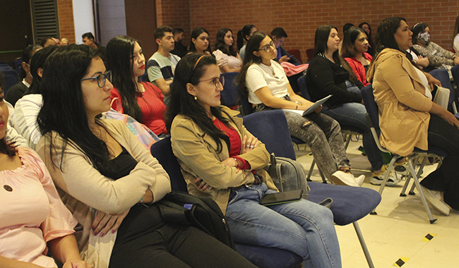 Audiencia del primer encuentro de semilleros de investigación UNIMINUTO