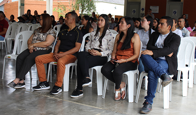 Lección-Inaugural-con-estudiantes-de-Pereira-3.jpg