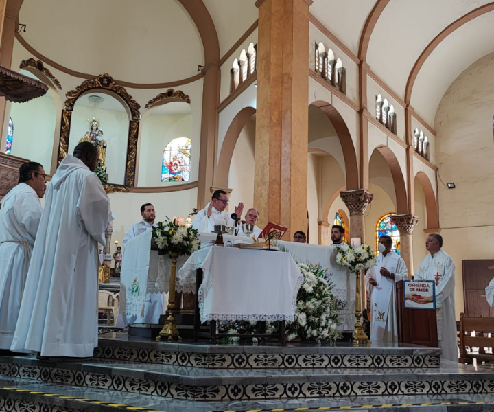 Grupo de sacerdotes eudistas