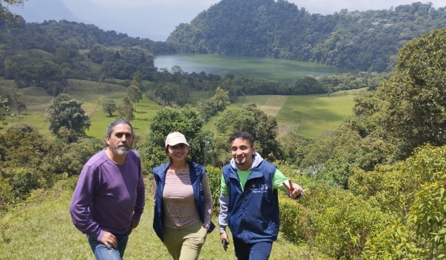 Estudiantes de la Rectoría Bogotá Presencial en territorio