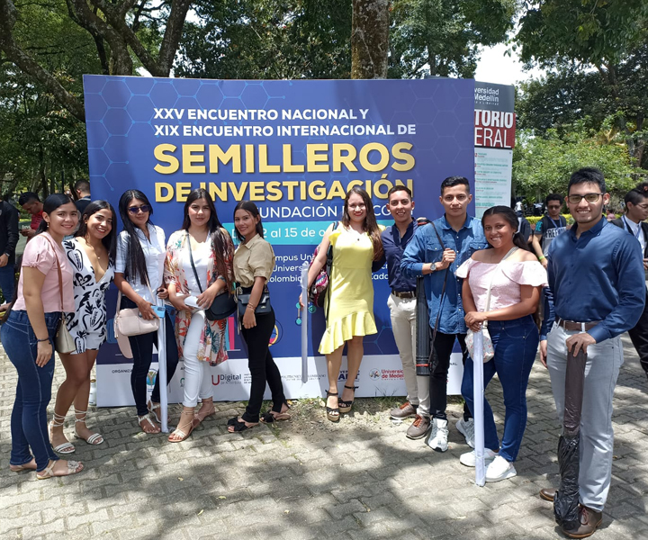 Estudiantes_Semilleros_Investigación