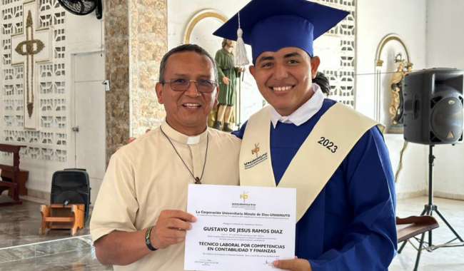 La rectoría Caribe celebró sus ceremonias de grados en los diferentes departamentos de la región.   