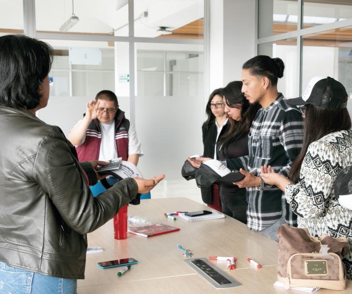 Ceremonia de envío de estudiantes en Inmersiones Sociales