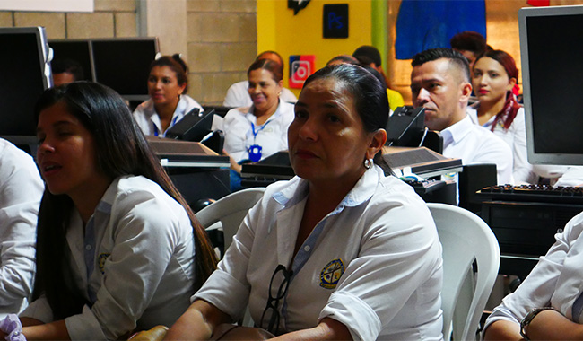 Desarrollo del taller "Perspectivas Digitales en los Ambientes de Aprendizaje"