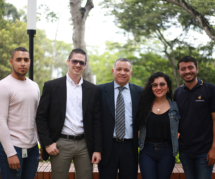 Equipo académico del programa de Tecnología en Logística de UNIMINUTO Bello