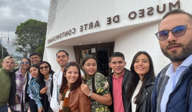 Visita de los estudiantes al Barrio Minuto de Dios