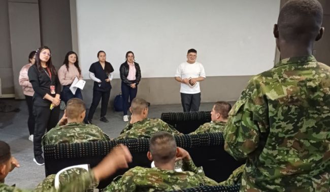 Los soldados recibieron charlas de orientación vocacional.