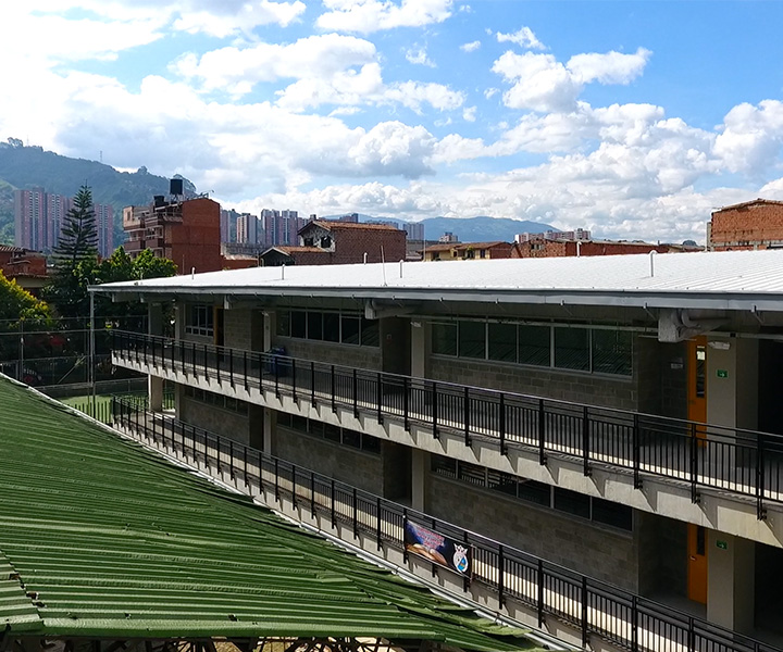 Edificio del Centro Universitario Itagüí de UNIMINUTO