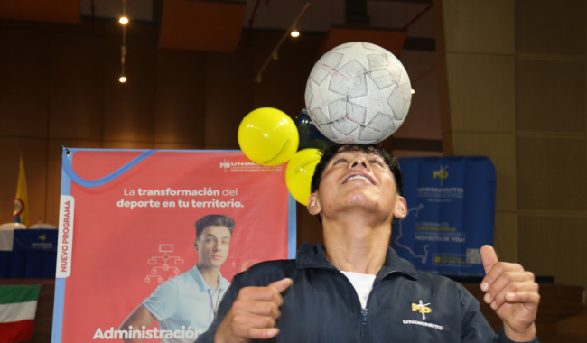 Estudiantes de último año del Colegio Liceo Integrado de Zipaquirá. 