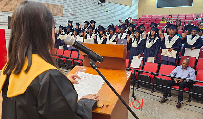 Ceremonia de graduación en Apartadó. 