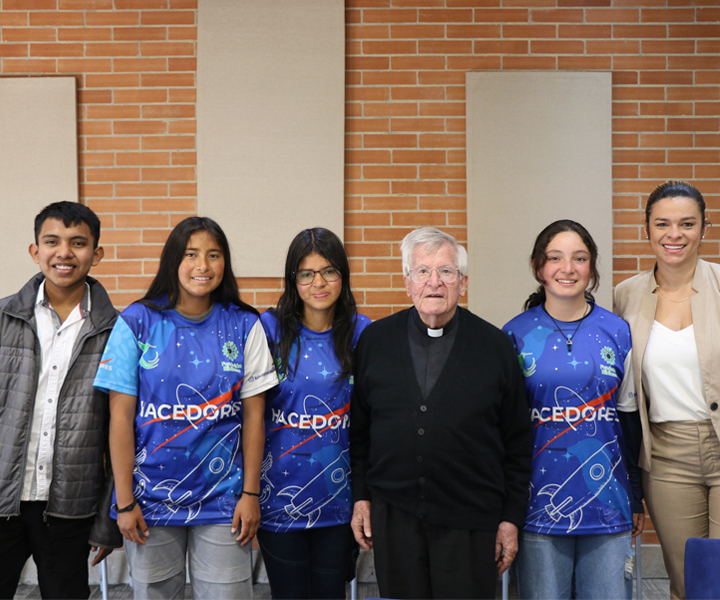 Padre Diego Jaramillo, cjm. y organizaciones del grupo Amén 