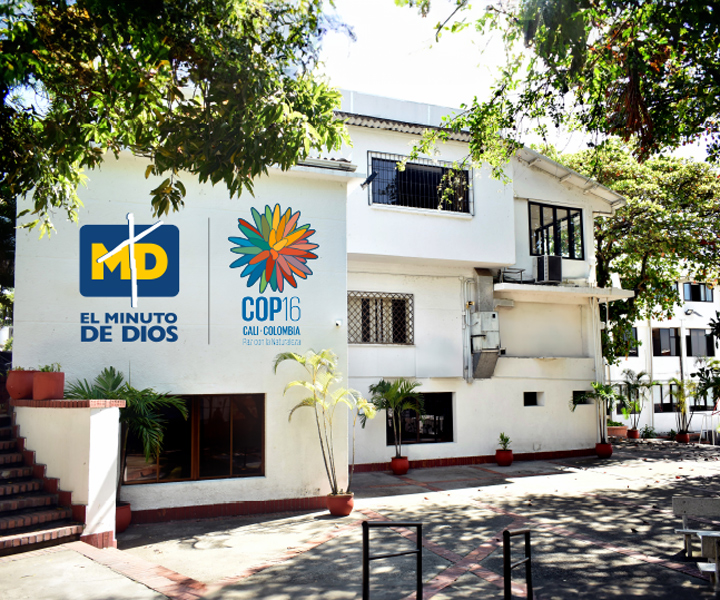 Fachada sede de UNIMINUTO san fernando en Cali 