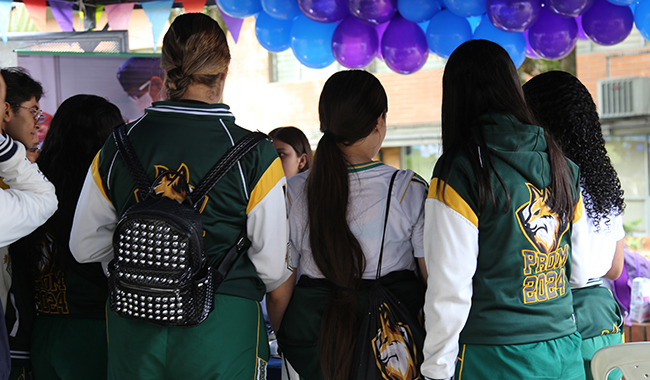 Estudiantes de colegio visitando la sede de UNIMINUTO seccional Antioquia - Chocó