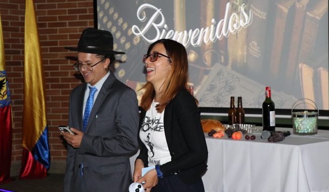 Profesores UNIMINUTO Bogotá actuando en la Segunda Semana de los Lenguaje