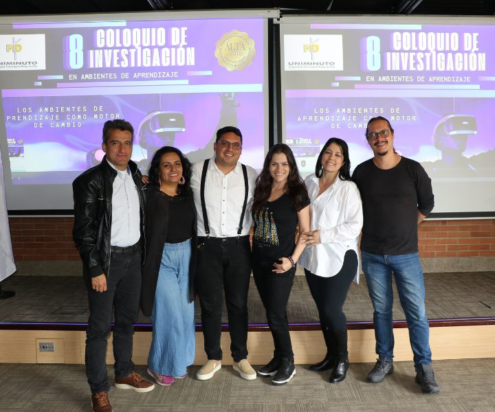 Directivos y profesores en el 8° Coloquio de Investigación en Ambientes de Aprendizaje