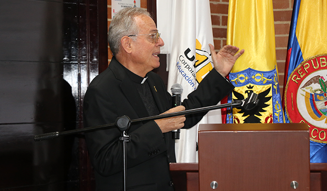 P. Camilo Bernal, cjm - Vicepresidente Corporación Organización El Minuto de Dios