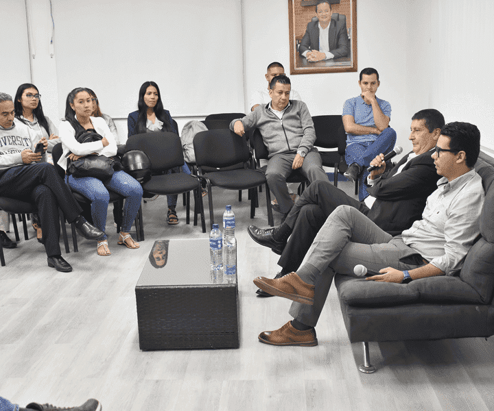 Daniel Orjuela Director Ejecutivo de Fenalco Tolima y Estudiantes Posgrado