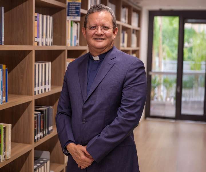 Columna del rector general de UNIMINUTO padre Harold Castilla en La República.