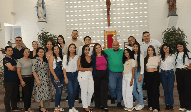 Estudiante y Docentes Centro Universitario Villavicencio 