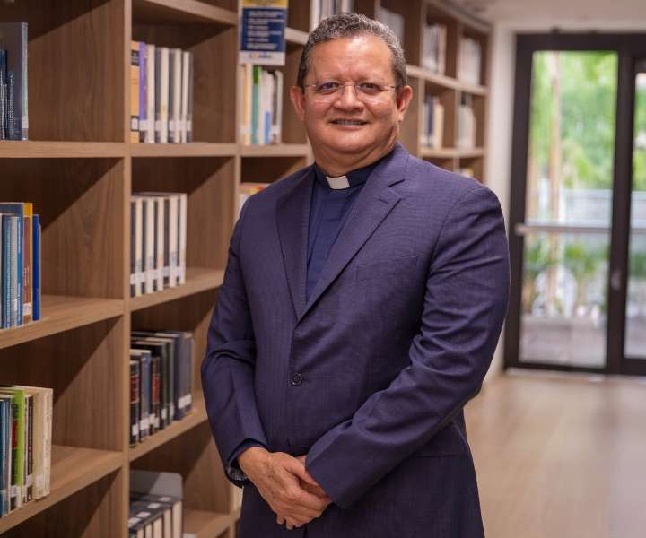 Columna del rector general de UNIMINUTO padre Harold Castilla en La República.