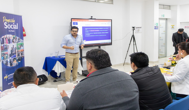 Cada participante de este encuentro recibió información vital de los procesos de formación y acompañamiento de UNIMINUTO