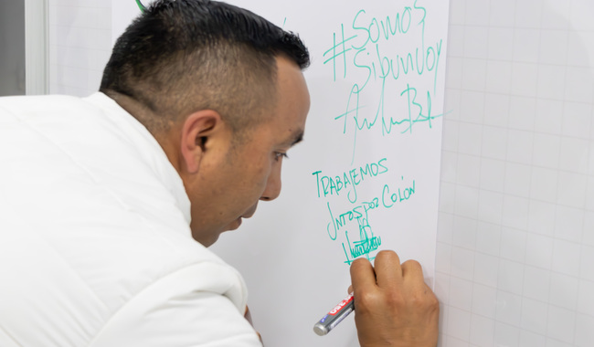 Alcaldes y representantes firmaron el compromiso y su participación