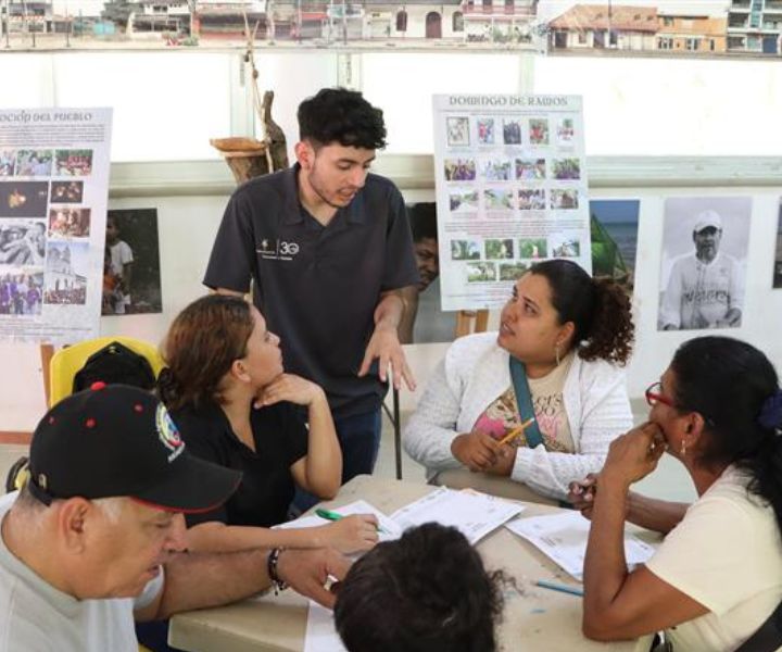 Participantes de la Troncal Coveñas desarrollan el módulo “Prototipado y Facturación” del diplomado: Gestión Empresarial e Innovación.