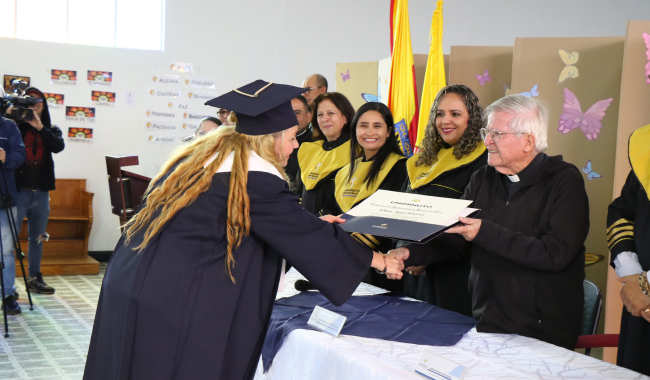 Entrega de diplomas INPEC