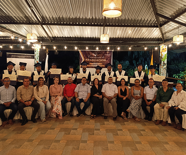 UNIMINUTO Rectoría Oriente gradúa a 14 nuevos profesionales en Mitú