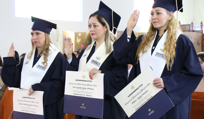 Graduadas del Programa de Administración de Empresas