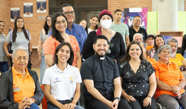 El liderazgo del Centro Universitario Buga ha sido fundamental en el proceso con adultos mayores