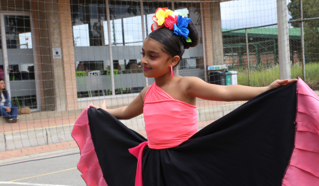 Invitada Folclor Junior