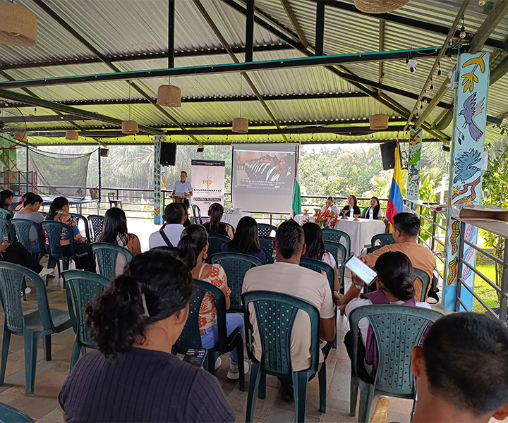 Población de Mitú en Lanzamiento