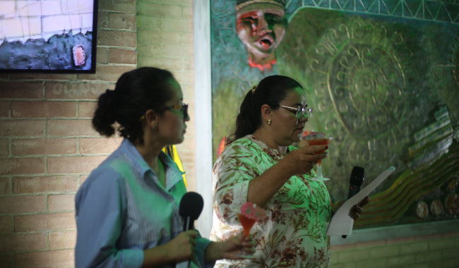 De izq. a der.: Martha Herrera (Comunicación) y Otilia Pulecio (Trabajo Social).