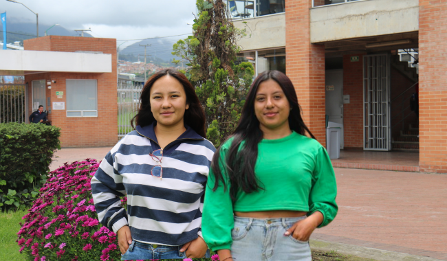 Dos estudiantes del semillero