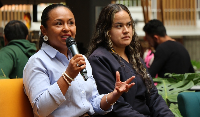 empresarios en el lanzamiento de los Centros de Educación para el Desarrollo Sostenible