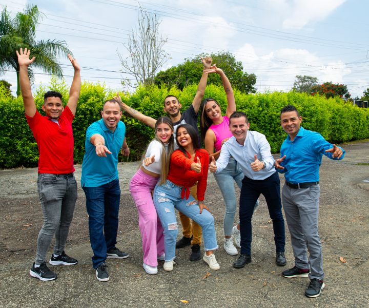 Grupo de personas felices