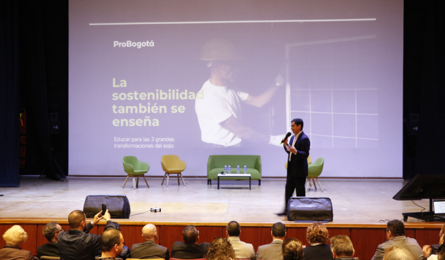Jesús Dulce, director del Futuro del Empleo y Desarrollo Económico PROBOGOTÁ Región