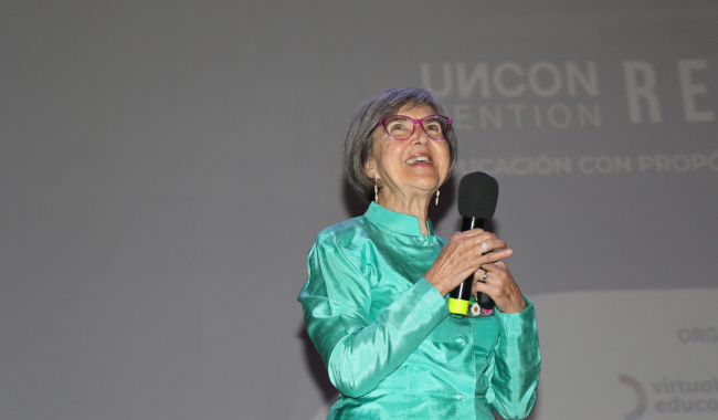 Dra. María Amparo Cadavid Bringe