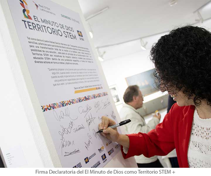 Firma Declaratoria del El Minuto de Dios como Territorio STEM +