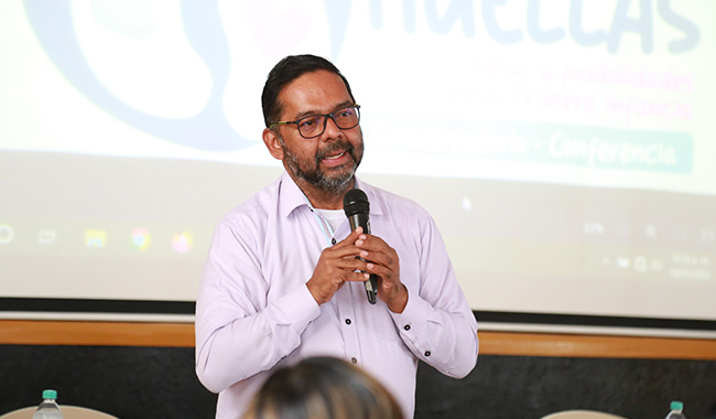 Padre Yezid Ávila Coordinador de Bienestar 