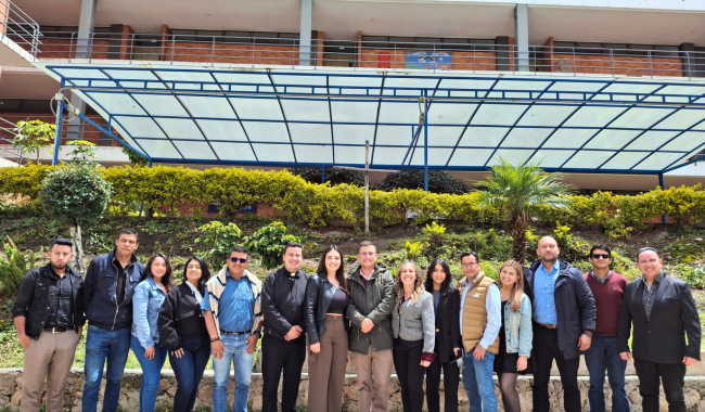 Primera Cohorte UNIMINUTO C.U. Duitama y directivos